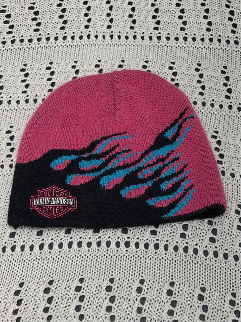 Harley-Davidson beanie Bold flame design embroidered Harley Davidson Logo.